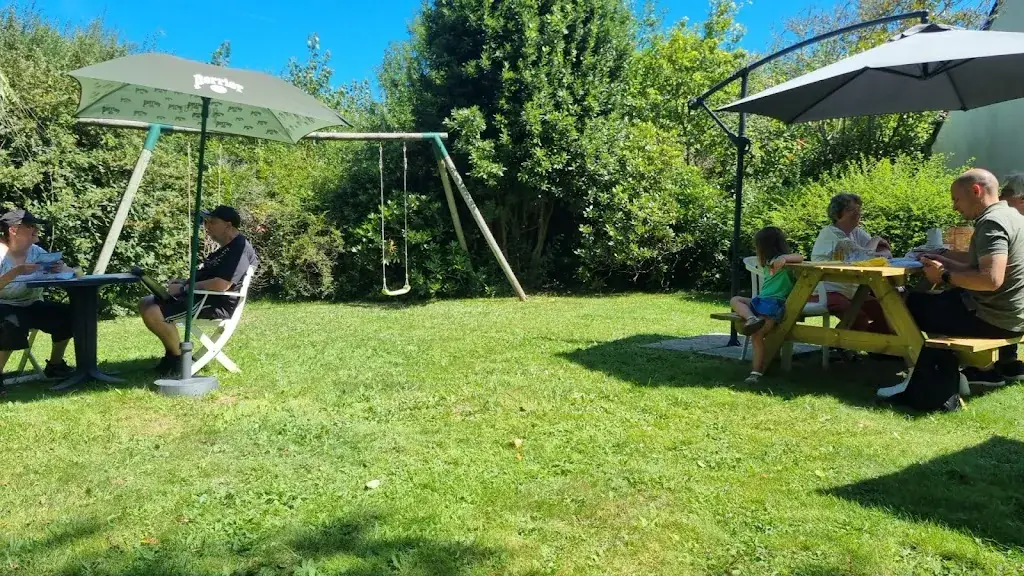 Sami MIGHRI_Prat en Bras_Erdeven_review