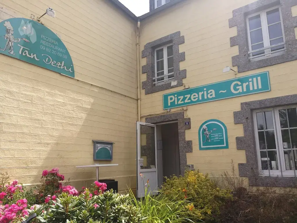 Lee Shipley_La Pie ´ Zeria du Canal_Paule_review