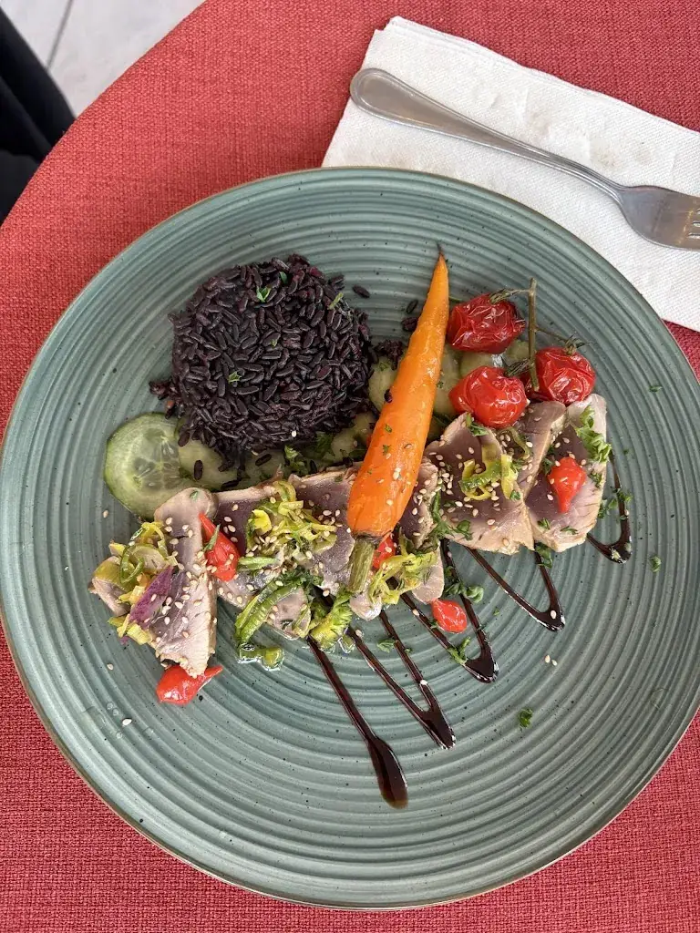 daniel vallée_L’Ardoise_Étel_review