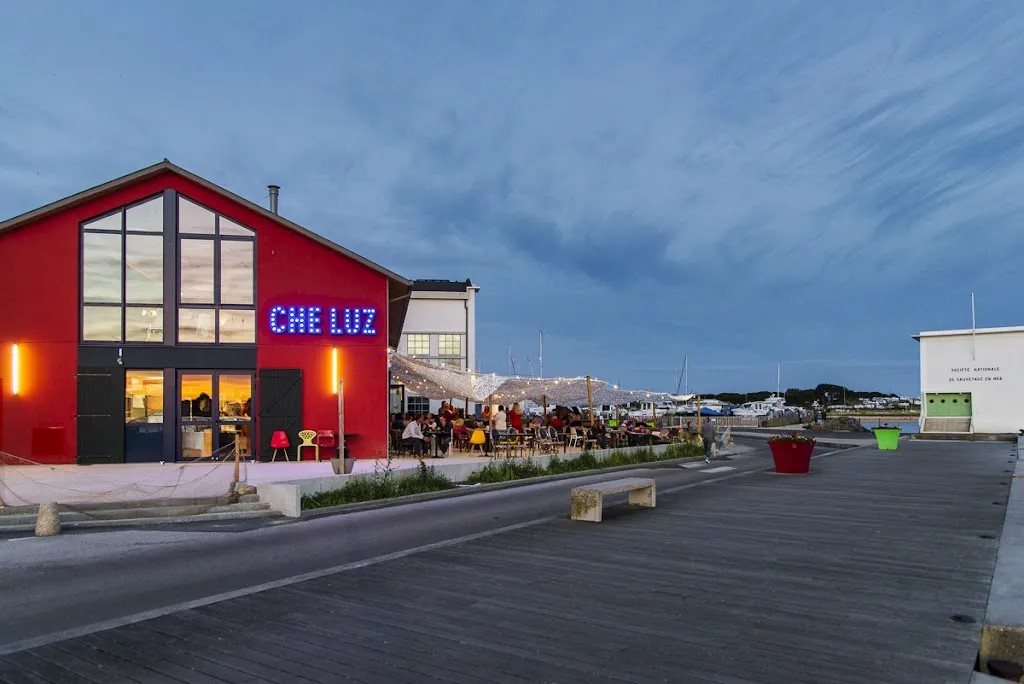 Che Luz_Étel_slider_image_1