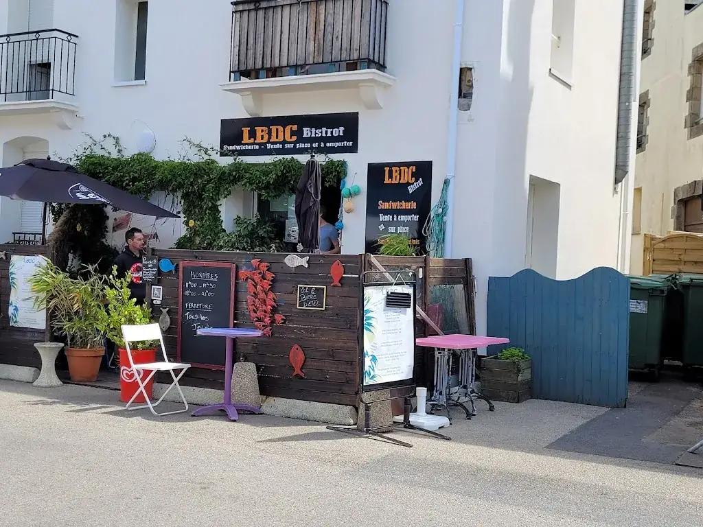 Clo B_Lbdc_Étel_review