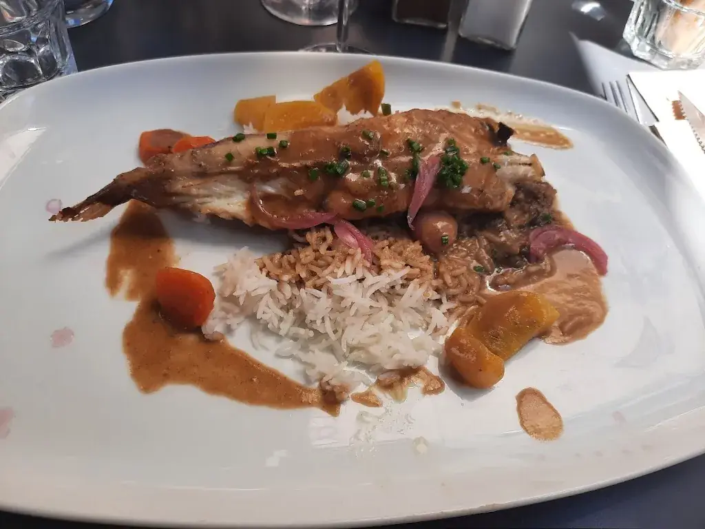 Sandrine COUDRAY_Le Chat qui Pêche_Étel_review