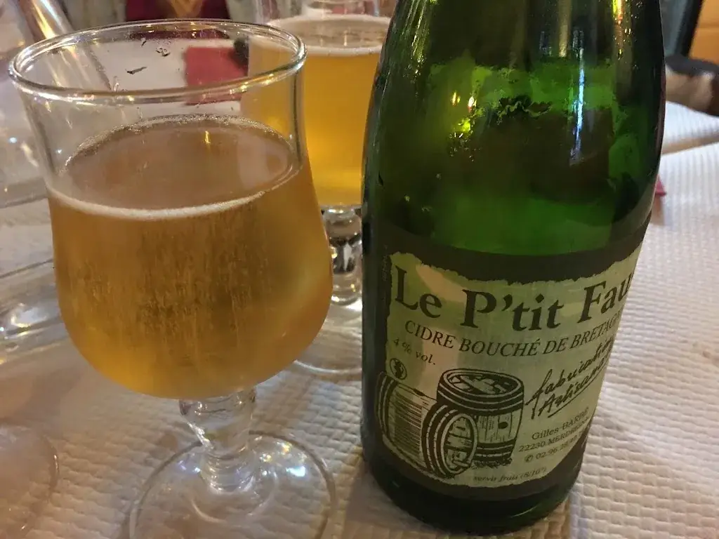 Corin M_Le Kost Ar C'hoat_Gouarec_review