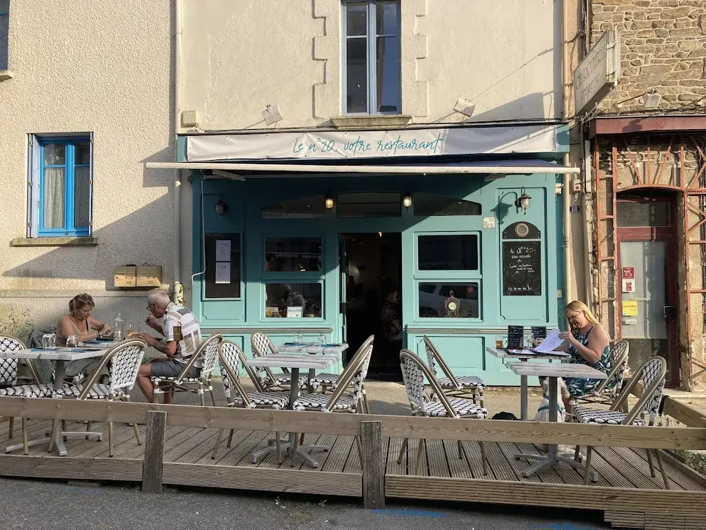 Le N°20 la roche Bernard_Roche-Bernard_slider_image_1