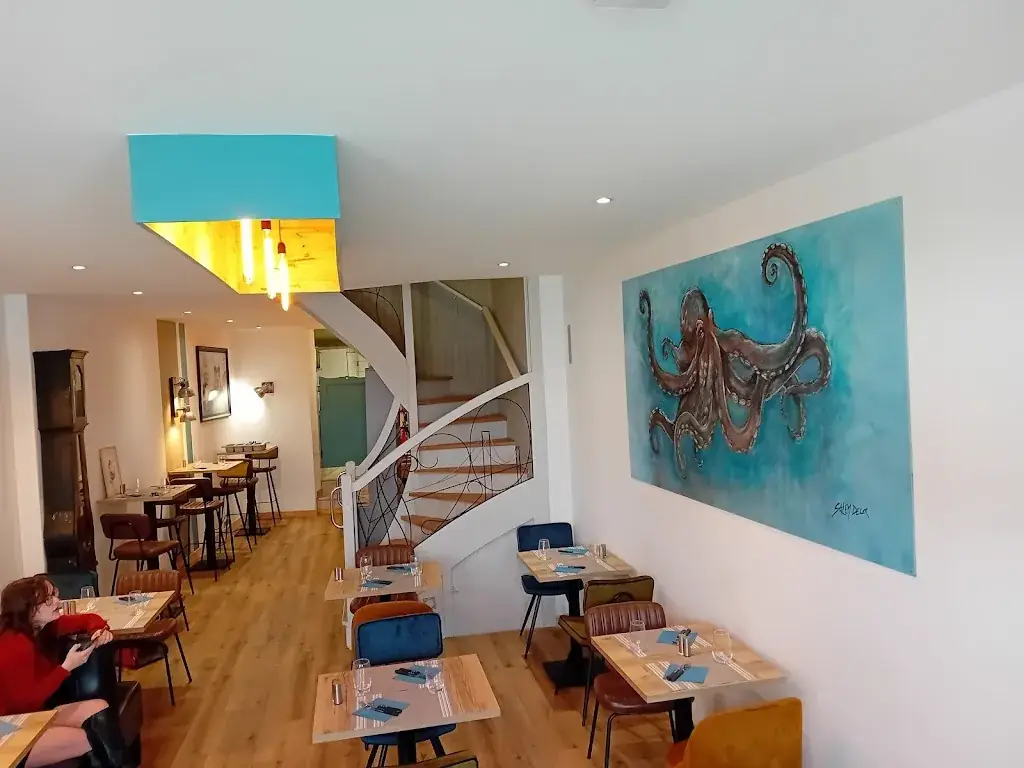 Le N°20 la roche Bernard_Roche-Bernard_slider_image_3