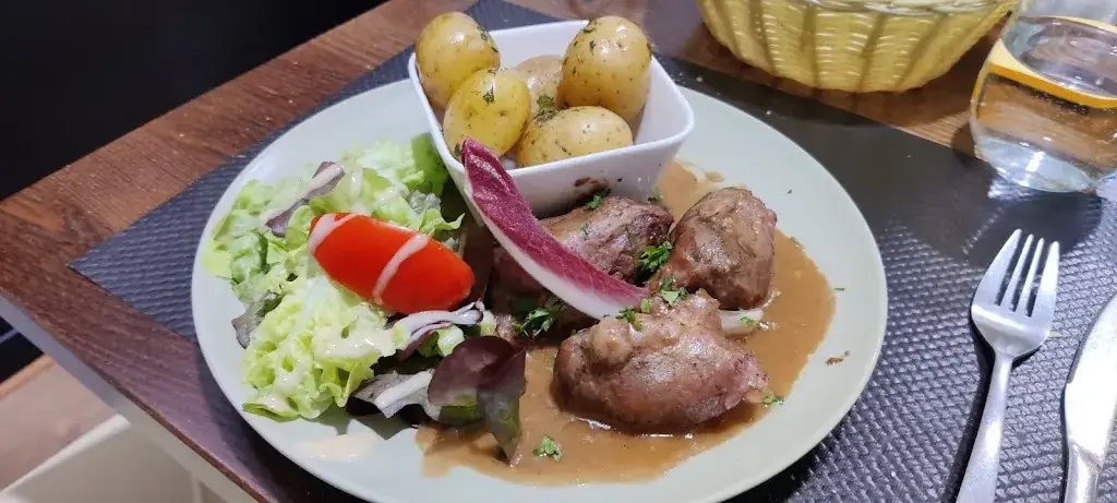 Aux tables de l'Estuaire_Camoël_slider_image_2