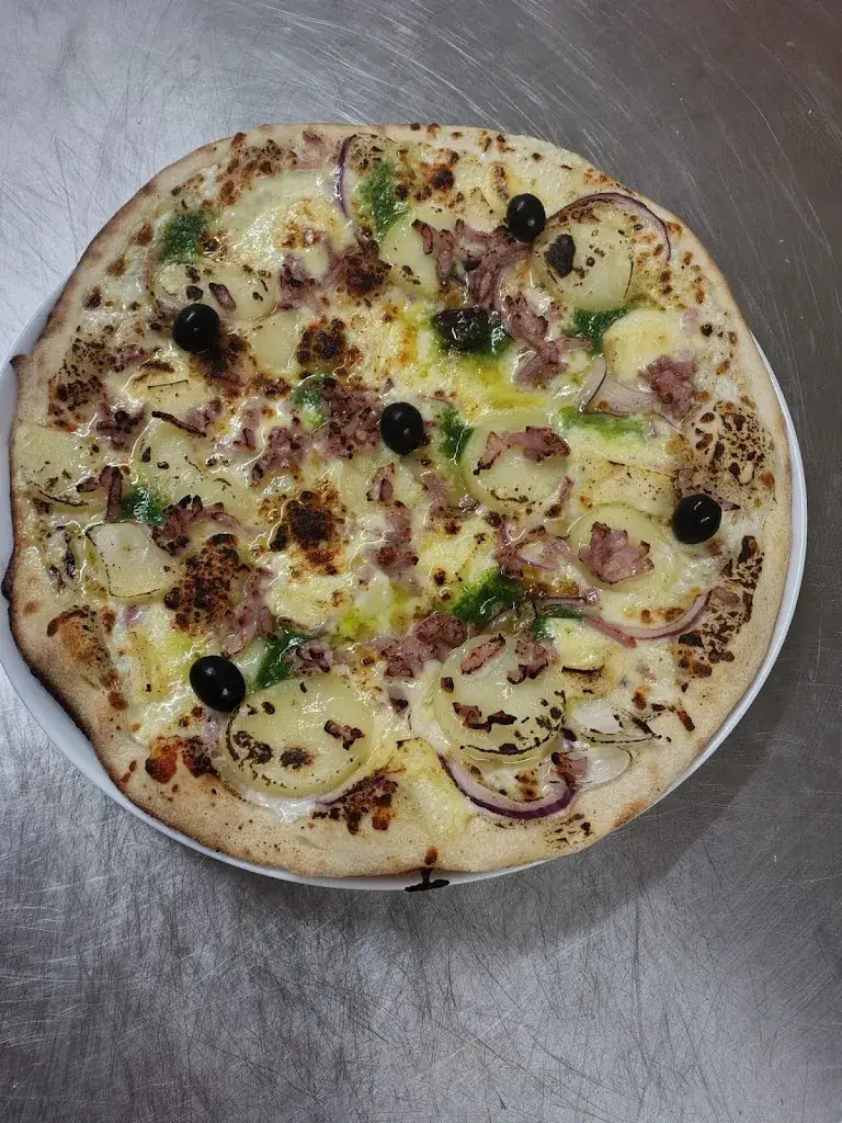 Menu_PIZZ'AMOS: Restaurant Pizzeria sur place où à emporter._Gourin_image_6