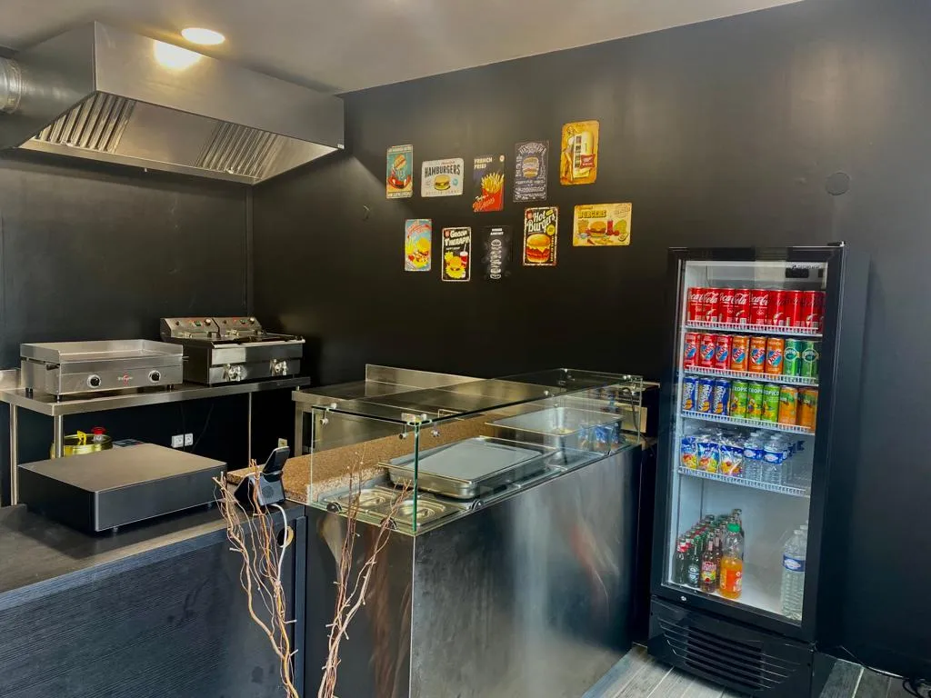 Home Burger_Guengat_slider_image_1