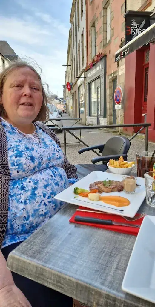 Nicki Fletcher_Côté Bistrot_Quimper_review