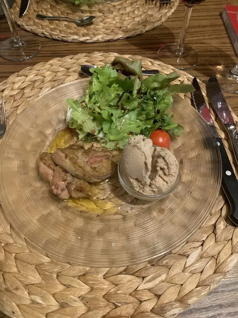 Lucas Blanc_Le Sauvage_Semsales_review