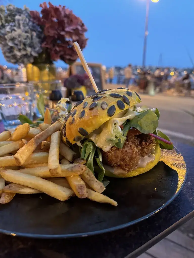 Andreea Pădureanu_La Paillote - Restaurant - Bar - Rhumerie_Erquy_review