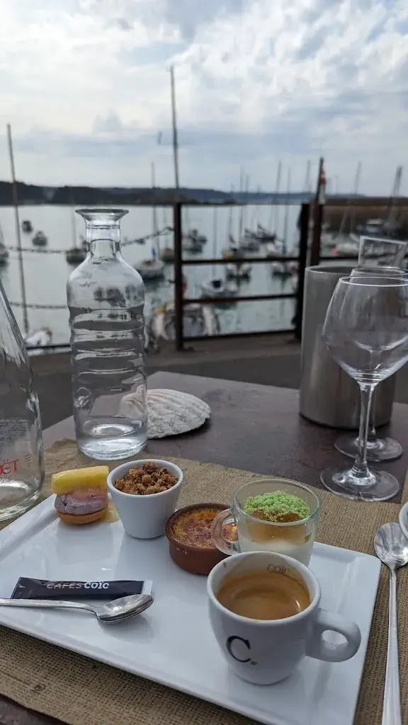 Kath Surname_La Paillote - Restaurant - Bar - Rhumerie_Erquy_review