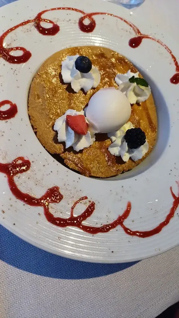 Christine Paul Victor_Restaurant LE MADLOC'H_Erquy_review