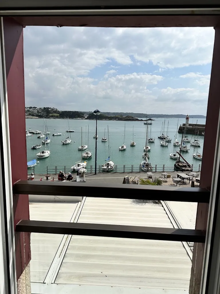 Iulia Mihai_Hôtel-Restaurant La Table de Jeanne_Erquy_avis