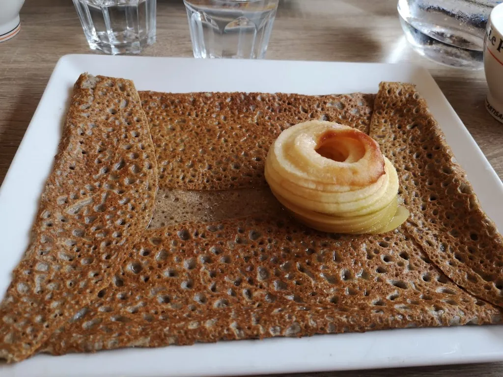 Zak Banbury_La Crêperie du Pêcheur_Erquy_review