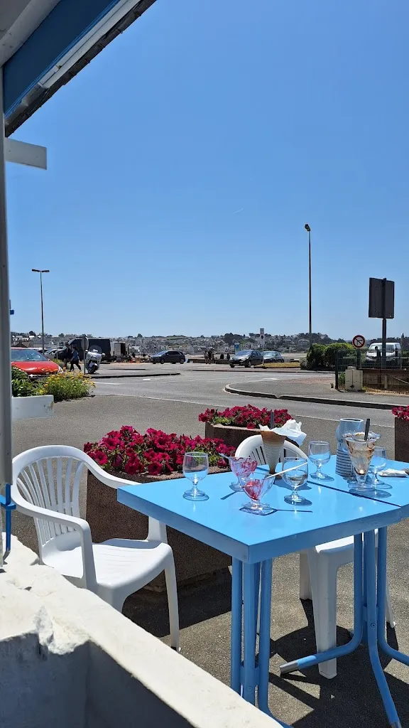 Crèperie Le Reflet De La Mer restaurant in Erquy