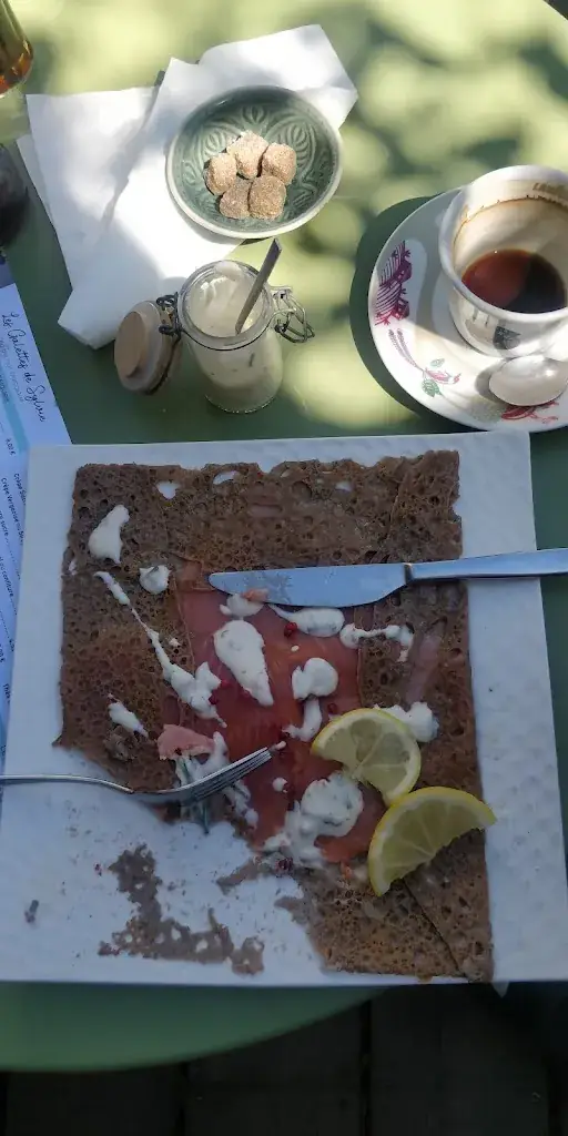 Mathias Van Ham_Chez Sylvie_Erquy_review