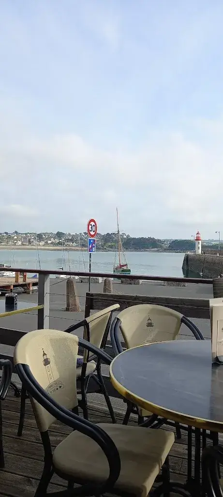 Au Phare D'Erquy restaurant à Erquy