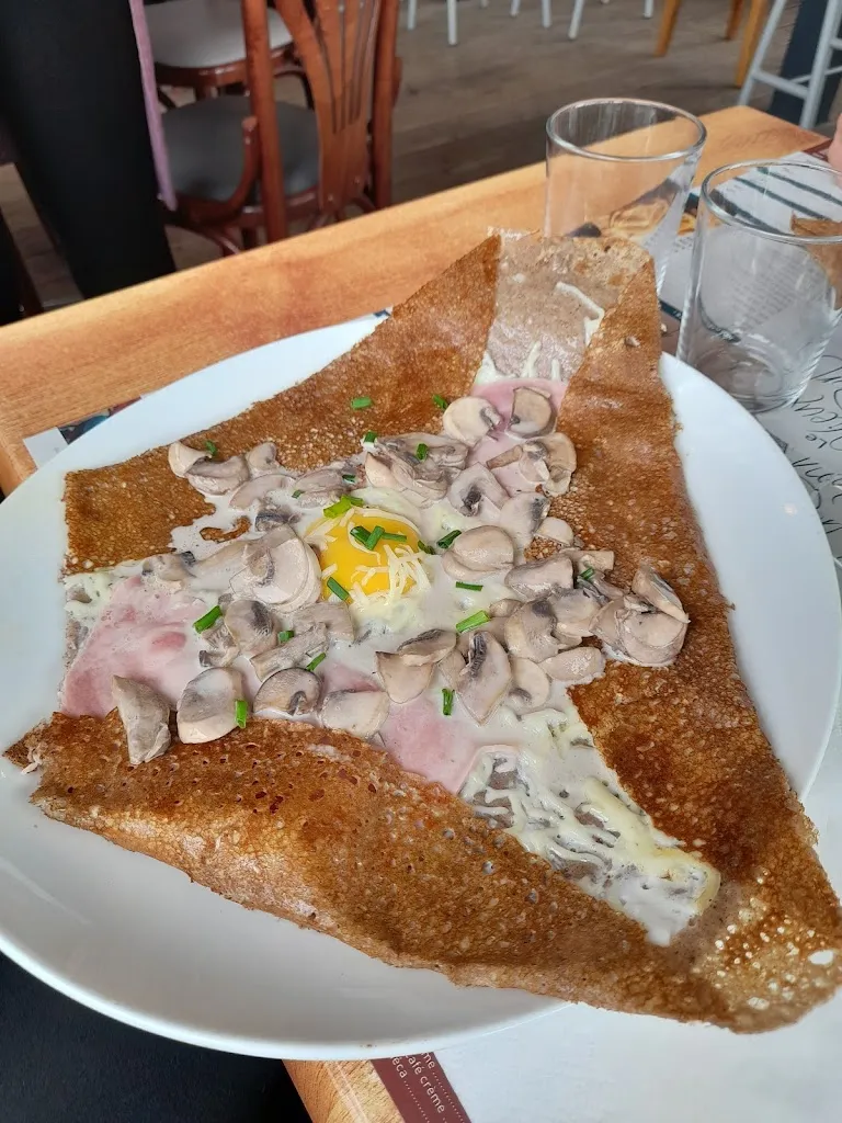 Carine Perret_Crêperie le vieux port_Erquy_Bewertung