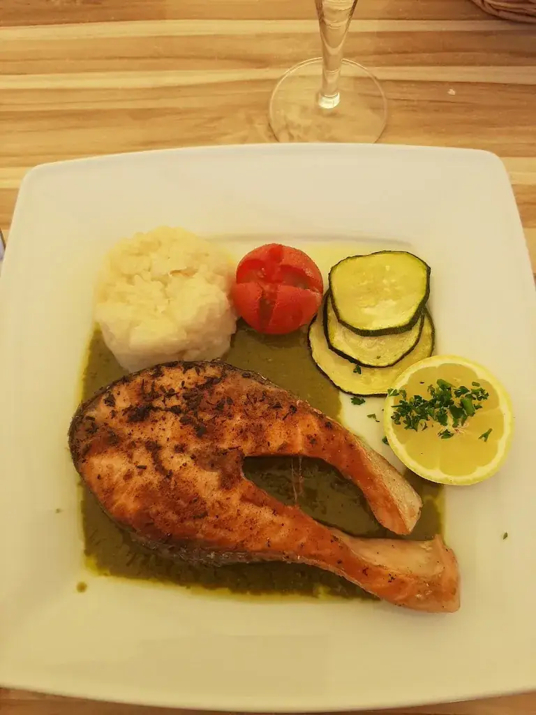 Menu_Restaurant La Tour - Événements_Grand-Fougeray_image_7