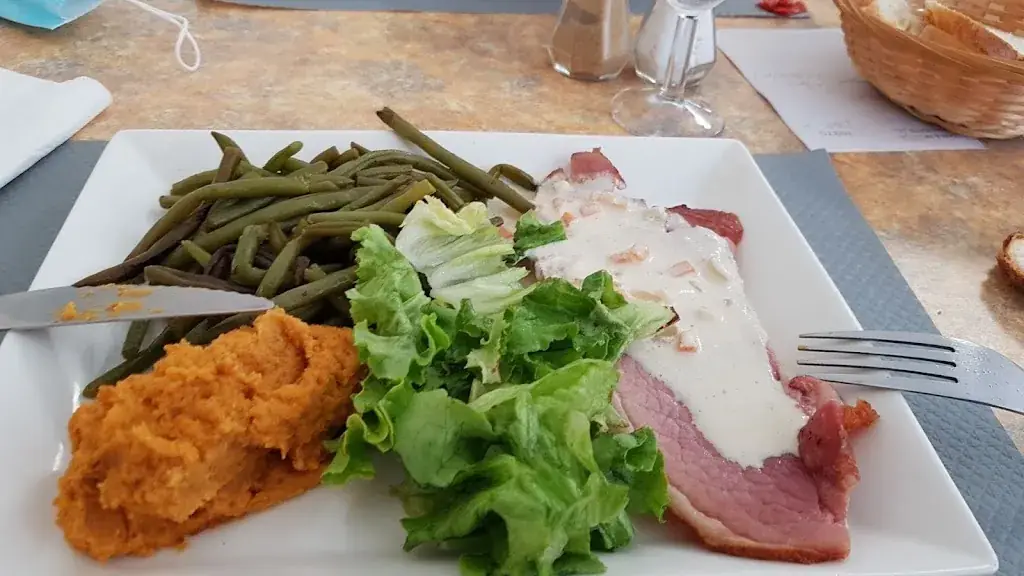 Restaurant La Fourch'ette_Dominelais_slider_image_2