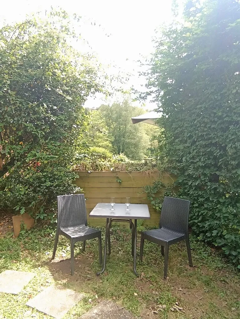 Hébergements en cabane - L'Ile aux Oiseaux Guern ristorante a Guern