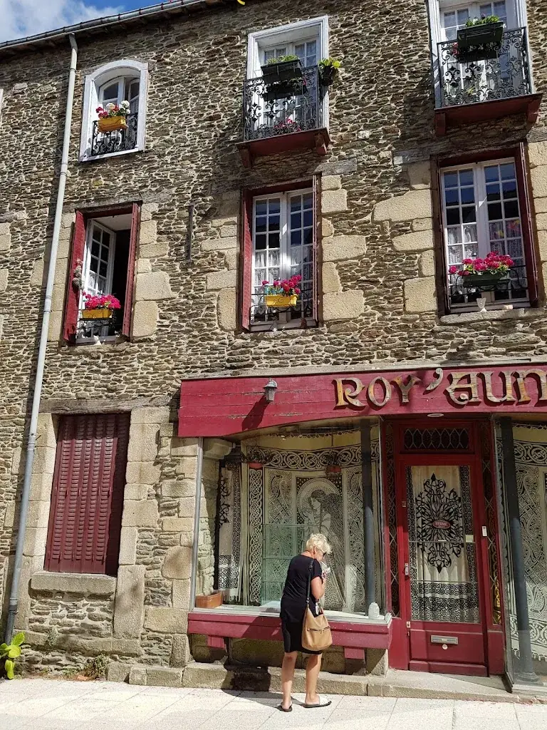 LA DUCHESSE ANNE restaurant in Josselin