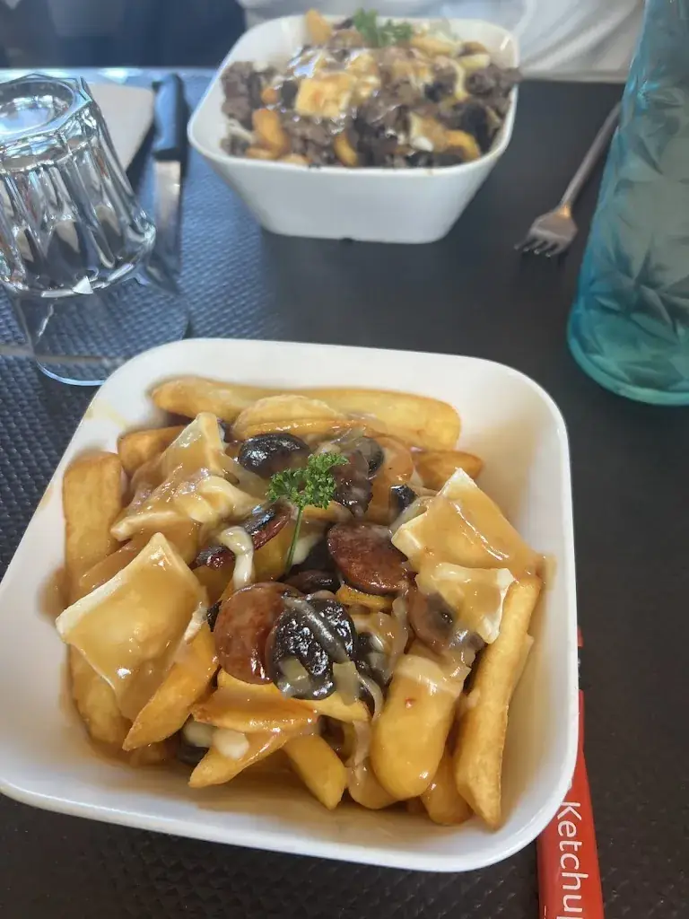 Emeline Voisin_Pizzeria Les Embruns_Fréhel_review