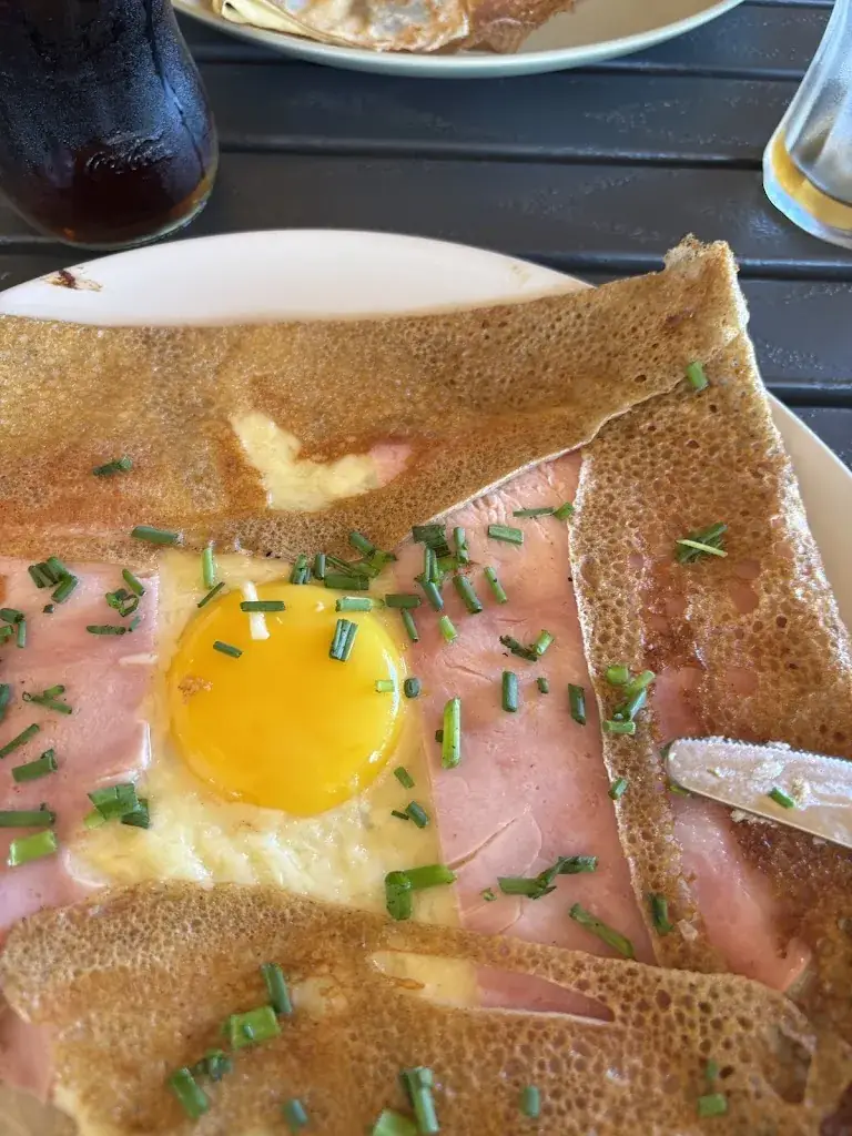 Ignas B_Crêperie Chez Annie 🥞🌼_Plévenon_avis