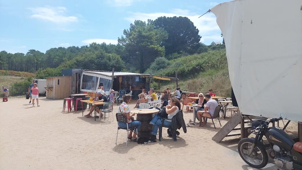 Roger Houbaer_Café de la Plage_Fréhel_review