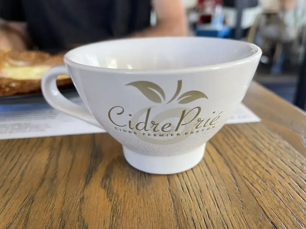 Valerie Amzallag_Le Petit Galet_Plévenon_review