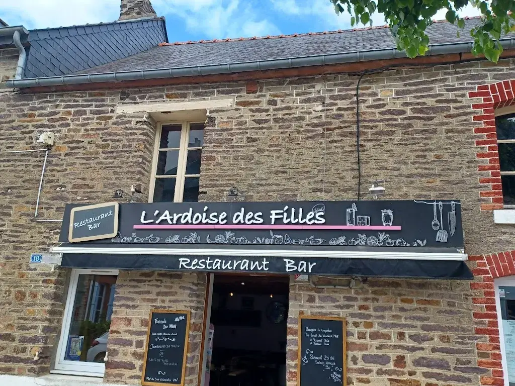 Annie Redon_L'ardoise des Filles_Guignen_avis