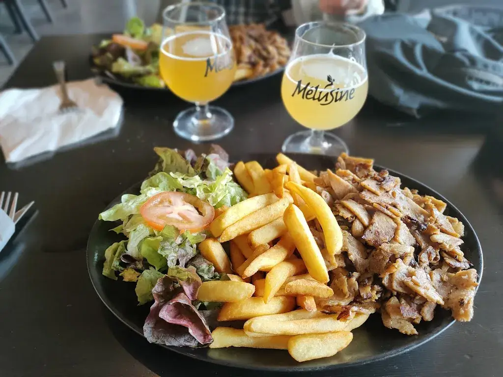 La Grange_Guichen_slider_image_3