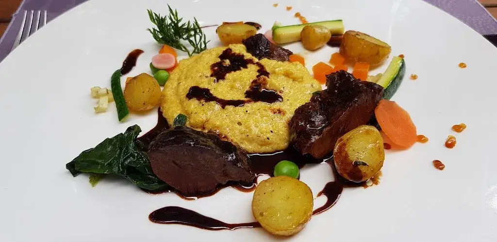 Restaurant L'Alouette_Bonnefamille_slider_image_2