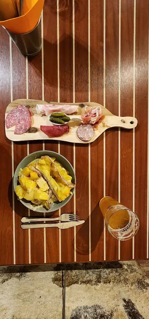 Un Café des possibles_Guipel_slider_image_3