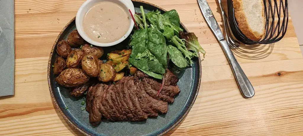 Sullivan Maillet_L'Entrepotes - Restaurant Bar - Guer_Guer_review