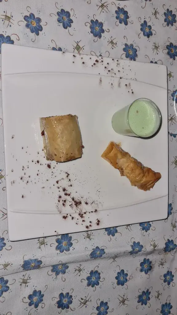 Loïc DI FOLCO_AUBERGE DAUPHINOISE_Bonnefamille_recensione