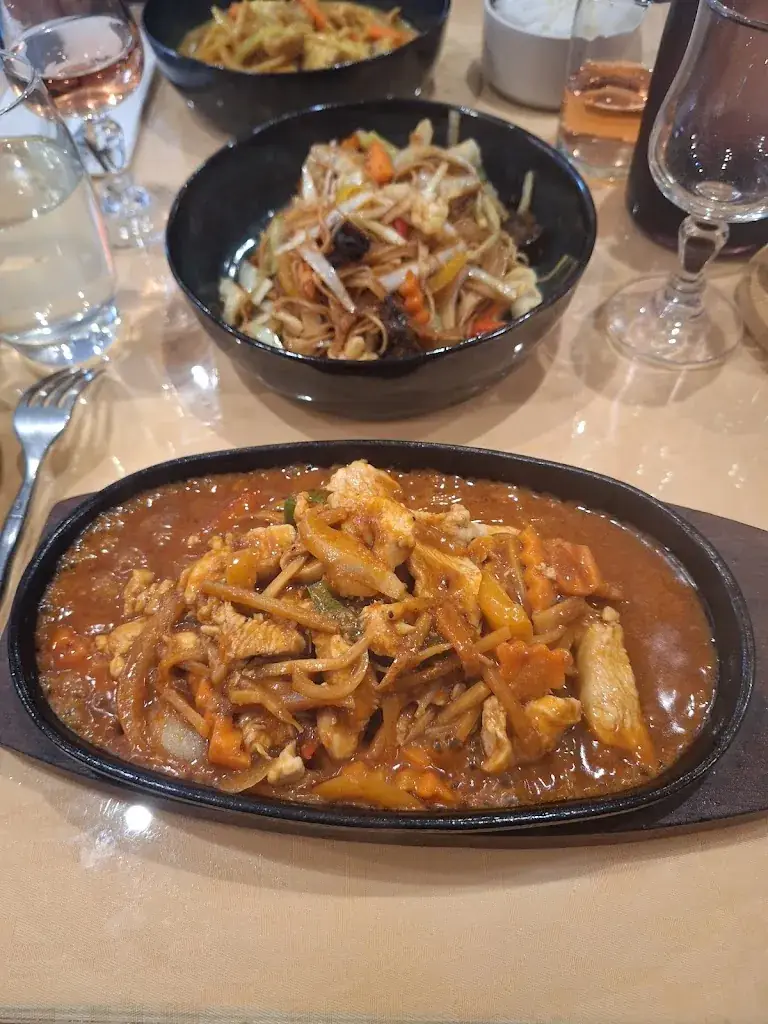 Veronique Chollet_Aux Saveurs d'Asie_Guer_review