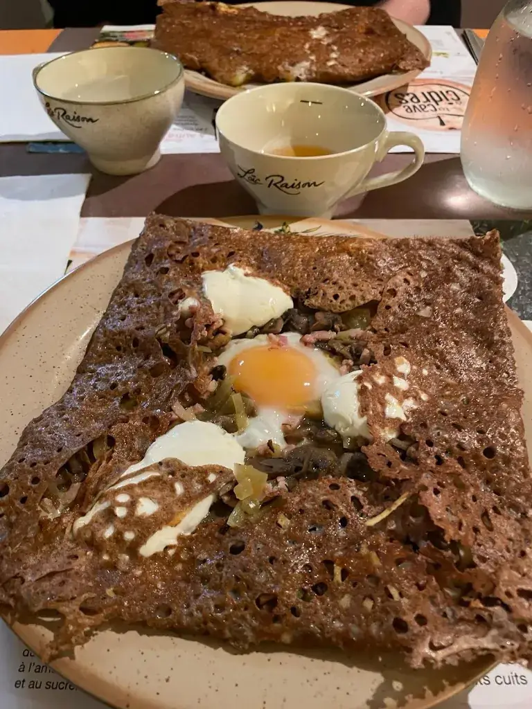 Noémie Rive_Le Bilig de Merlin_Guer_review