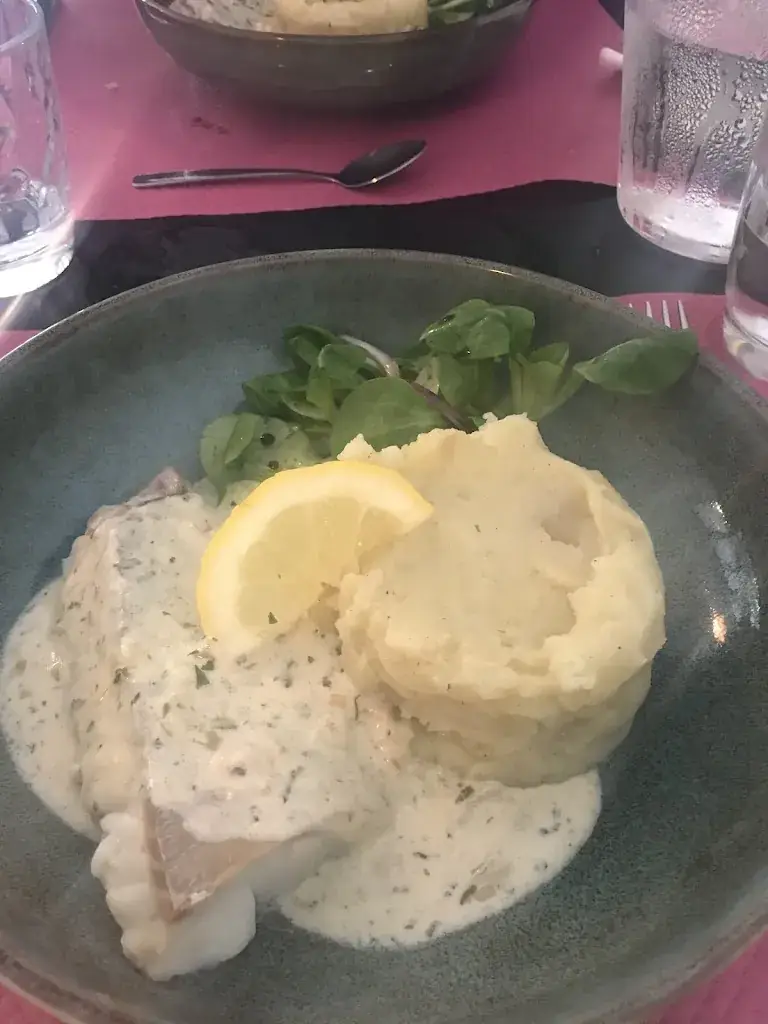 Aude Noiray_Le Bistrot de la Place_Guer_review