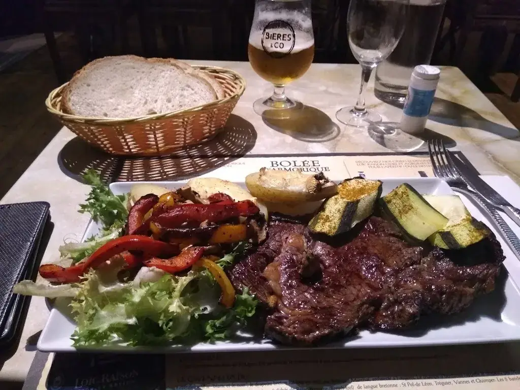 Gio Cauduro_LE NORBY'S CAFFE_Guer_recensione