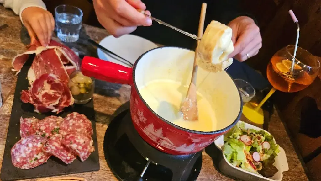 Pablo Campelo_LE RETRO_Chapelle-d'Abondance_recensione