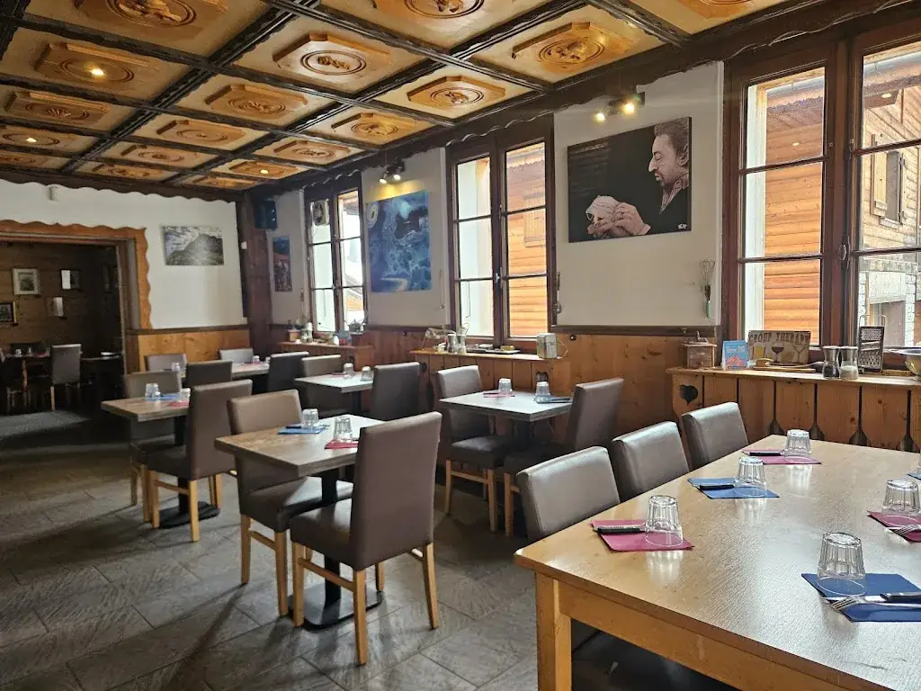 LE RETRO_Chapelle-d'Abondance_slider_image_1