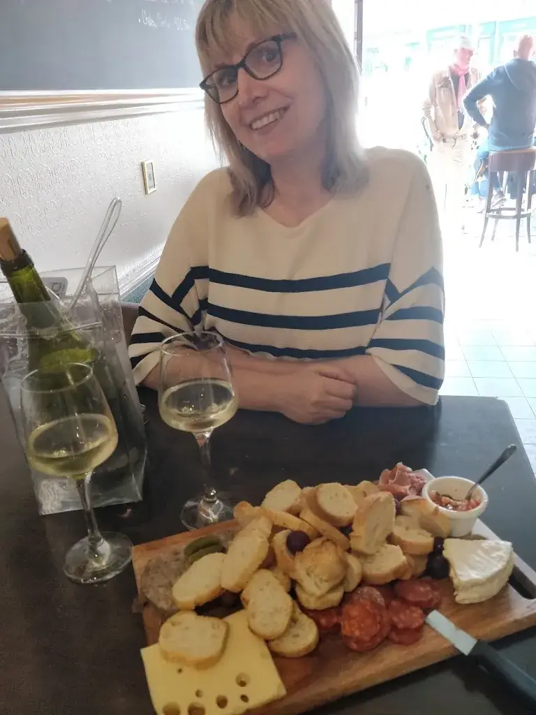 Tim McAndrew_Le Café de Paris_Fougères_review