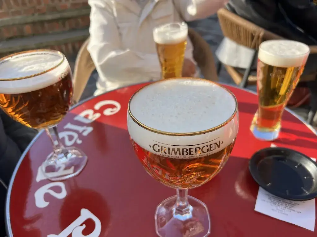 Le Café de Paris_Fougères_slider_image_2