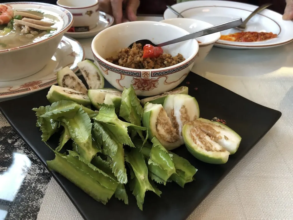 Angkor Restaurant_Fougères_slider_image_3