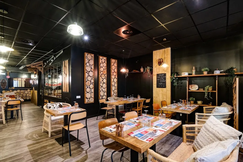 Au Chalet des Amis - Restaurant à Fougères_Fougères_slider_image_3