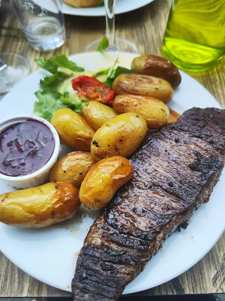 Karine Wasselin_Balzac Restaurant_Fougères_review