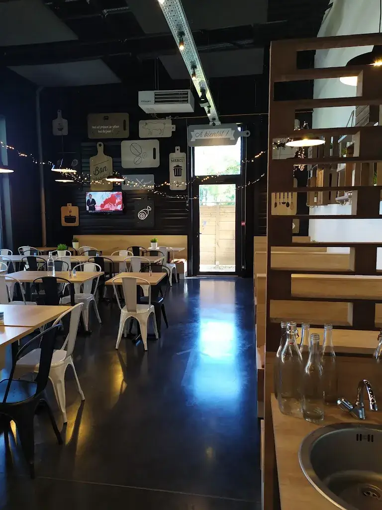 monivahn ratinom_À La Part Fougères_Fougères_review