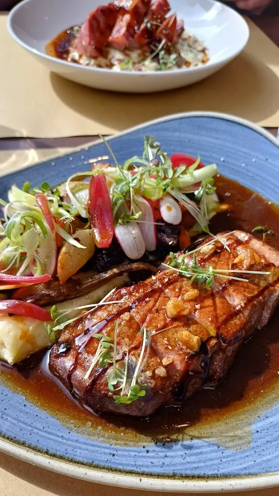 Carole Anne_Brasserie Les 2 Coqs_Bonneville_review